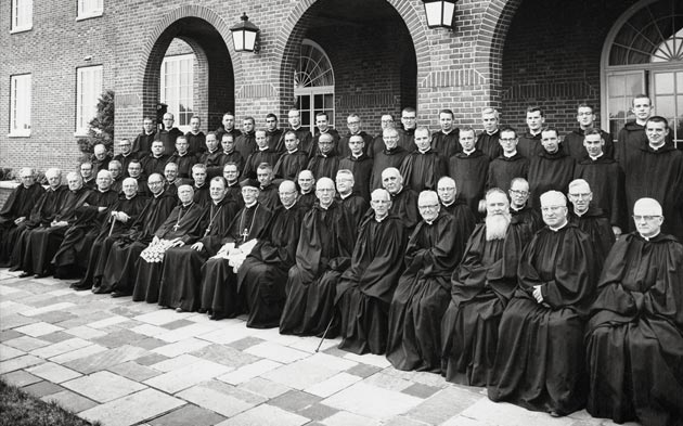 1963
